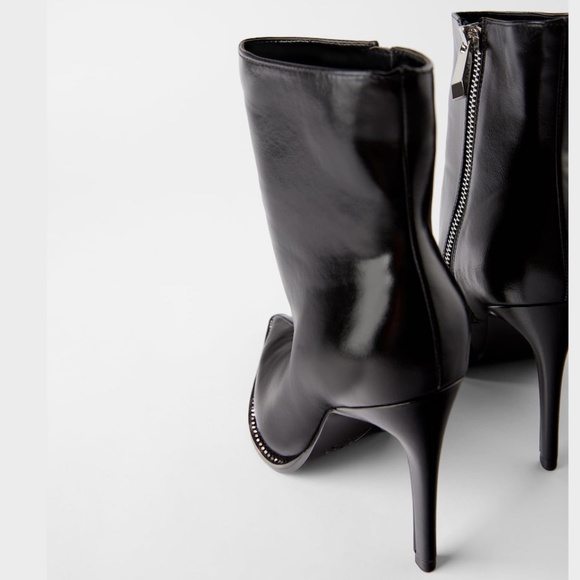 🤩Sexy Zara Black & Shiny Heeled Ankle Boots NWT🤩 - Picture 6 of 10